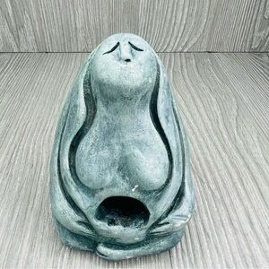 Women figurine statue holding belly unique fertility Buddha style decoration art